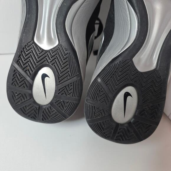 Nike Zoom 10.5 Volly Hyperspike volleyball Shoes BlacknSilver logo accent Active - Picture 8 of 14